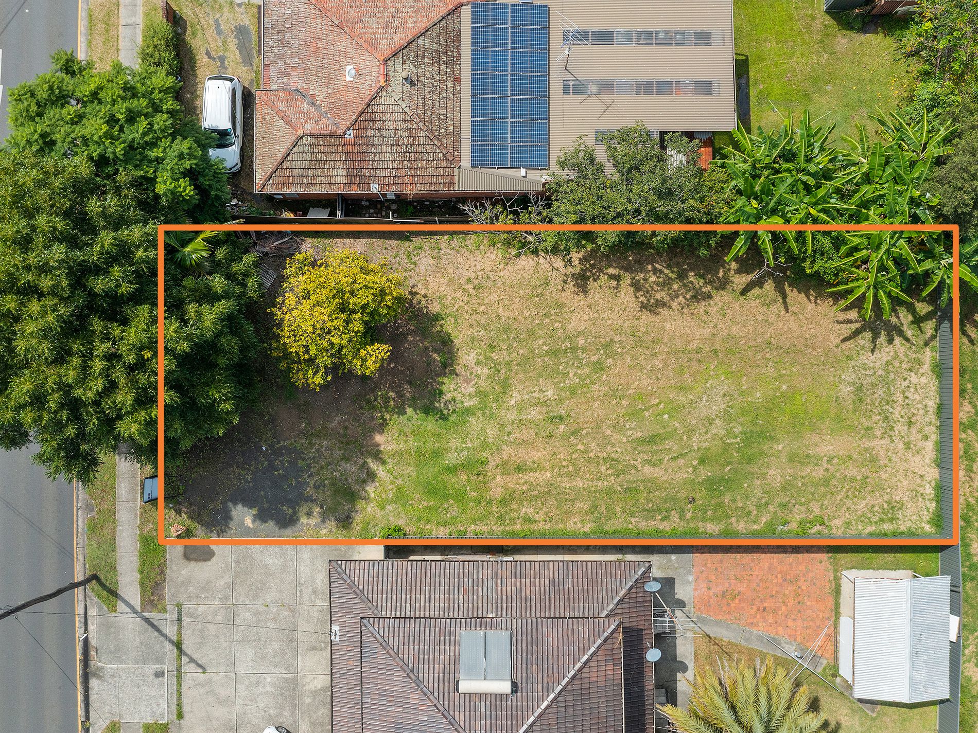 211 Princes Highway, Unanderra