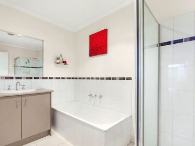 Unit 3 / 43 Somerville Road, Hampton Park