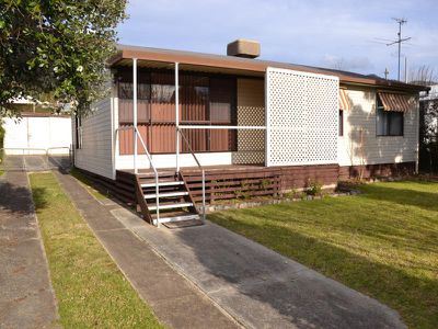 80 Lakeside Avenue, Mount Beauty