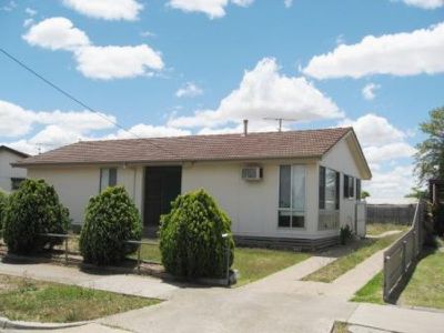84 Albert Street, Horsham