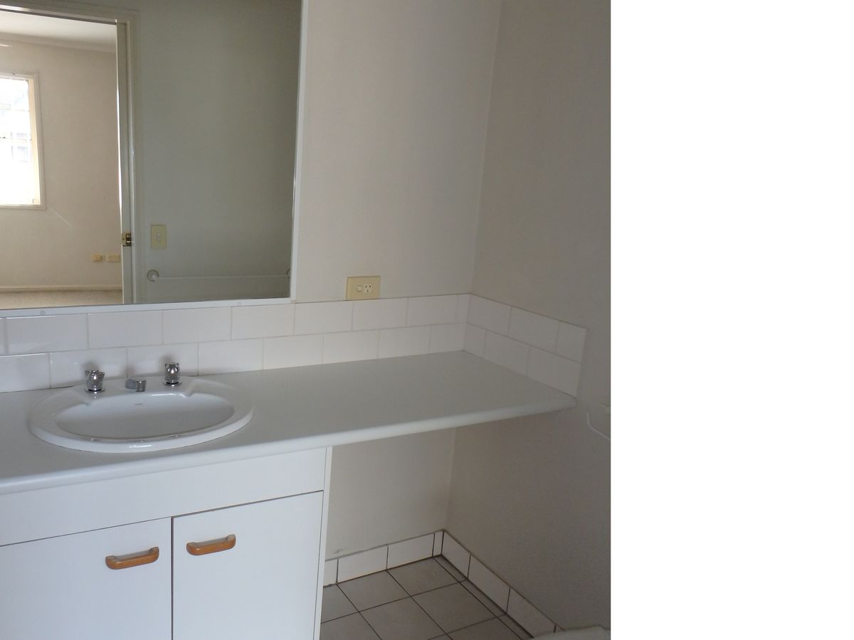 7 / 8-12 Quinn Street, Toowong