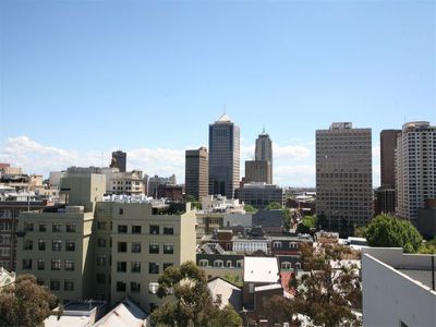 613 / 105 Campbell Street, Surry Hills