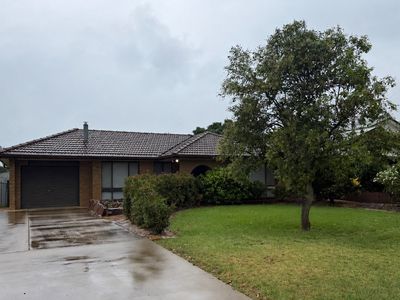 32 Leonard Road, Hanwood