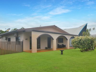 5 INARLINGA ROAD, Cowley Beach