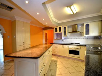 7 Bywood Way, Lynwood