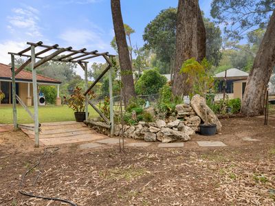 27 OAK WAY, Baldivis