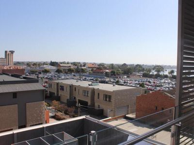 302 / 8 Gheringhap Street, Geelong