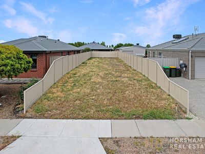 1/10 Dellar Crescent, Horsham