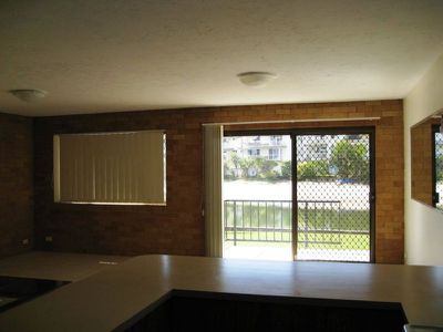 2 / 16 Woomba Place, Mooloolaba