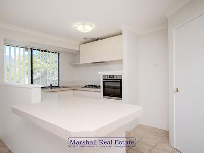 2 Roxburgh Cir, Kinross