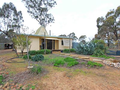 19 Bonneys Lane, Heathcote