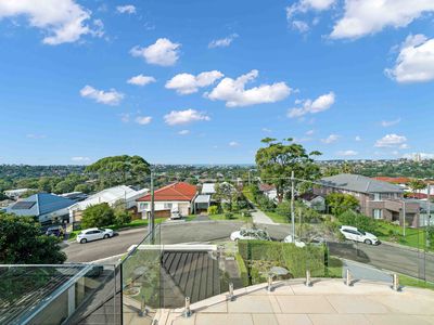 16 Horning Parade, Manly Vale