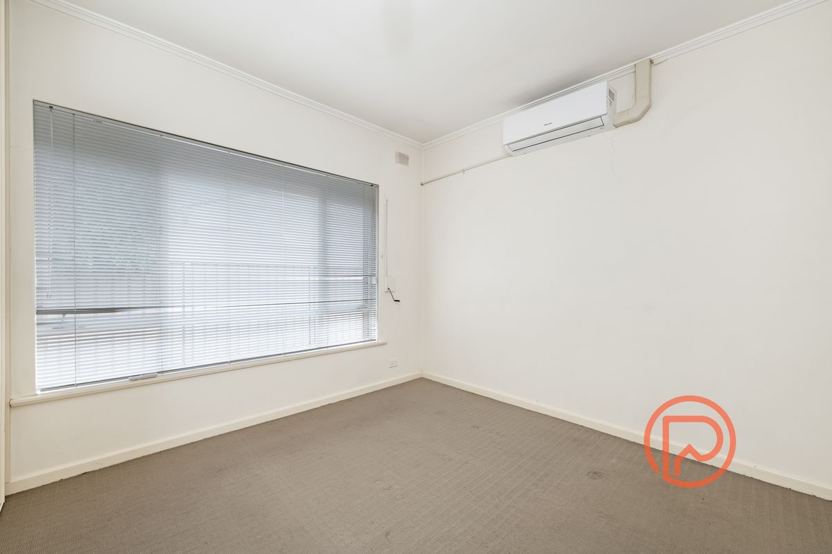 4 / 33 Collins Street, Enfield