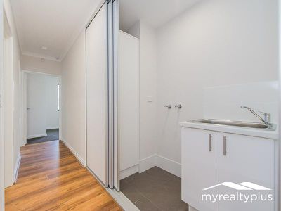 103A Centre Street, Queens Park