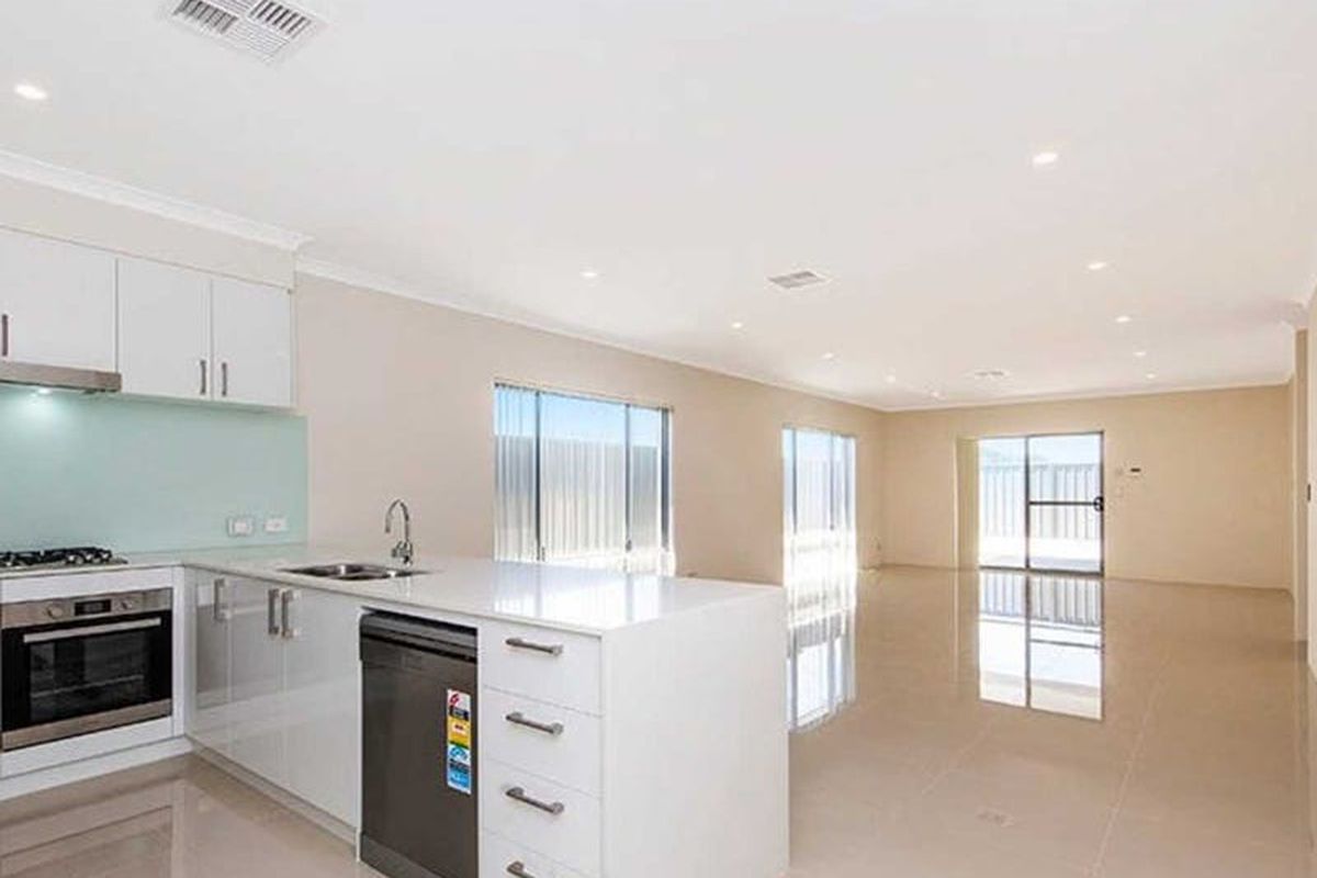 8 Greywacke Entrance, Piara Waters