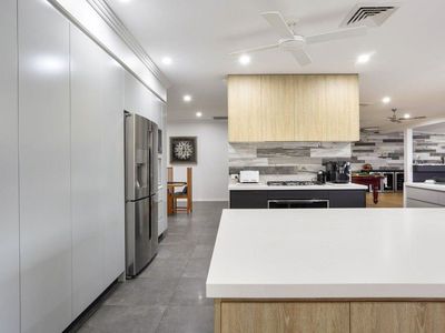 2 Cypress Court, Minyama