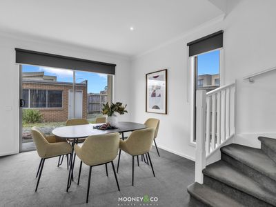 2 Aviara Walk, Cranbourne