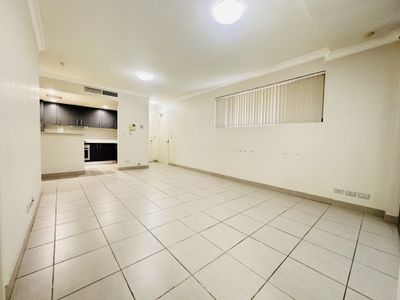 2/8 Elizabeth Street, Parramatta