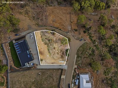 64 Peel Street West, West Launceston