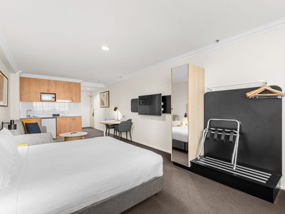 220 / 305 Murray Street, Perth