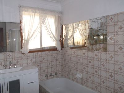 4 Winter Avenue, Mount Warrigal