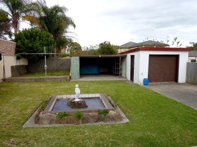 23 Highworth Ave, Bexley