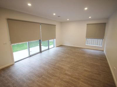 6A Nagle Drive, Belmont