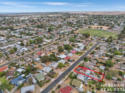 17 Hutchesson Street, Horsham