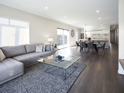 13 Observatory Street, Clyde North