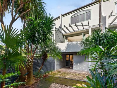 1E Hillcrest Avenue, Hillcrest
