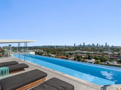 1005 / 123 Cavendish Road, Coorparoo