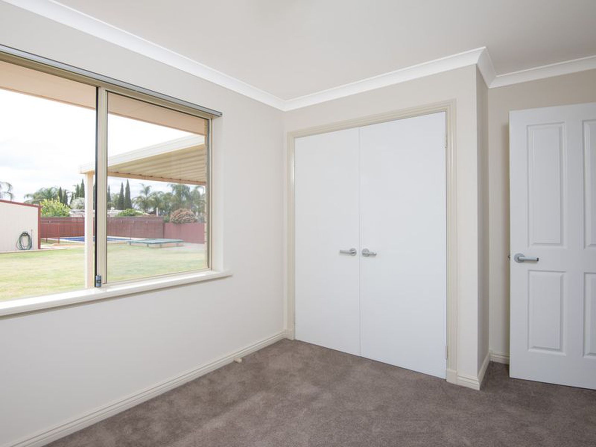 25 Longmore Parade, Broadwood