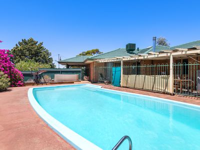 6 Hicks Road, Hannans