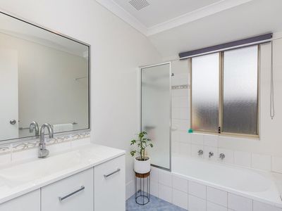 49 Kurrajong Boulevard, Banksia Grove