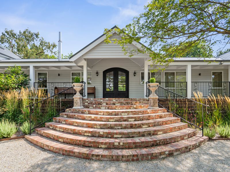 18 Salisbury Road, Mount Macedon