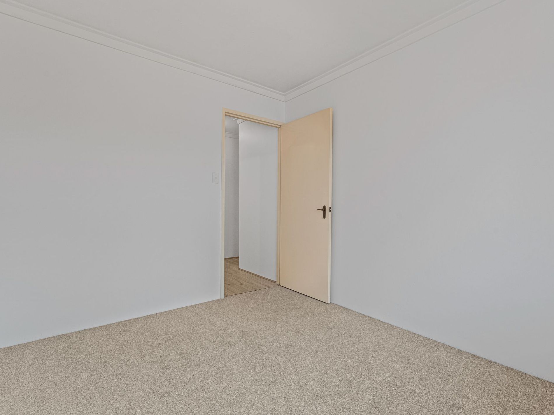 10 / 11 Gibson Court, Morley