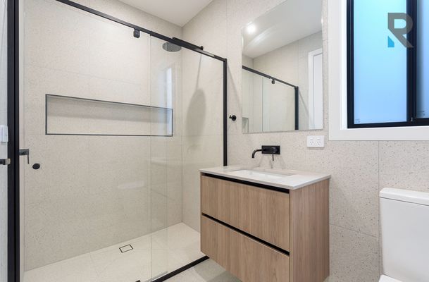 11 Parkdale Street, Greenvale