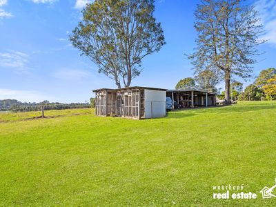 490 Beechwood Road, Beechwood