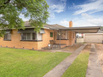 22 CROYLAND STREET, Wodonga