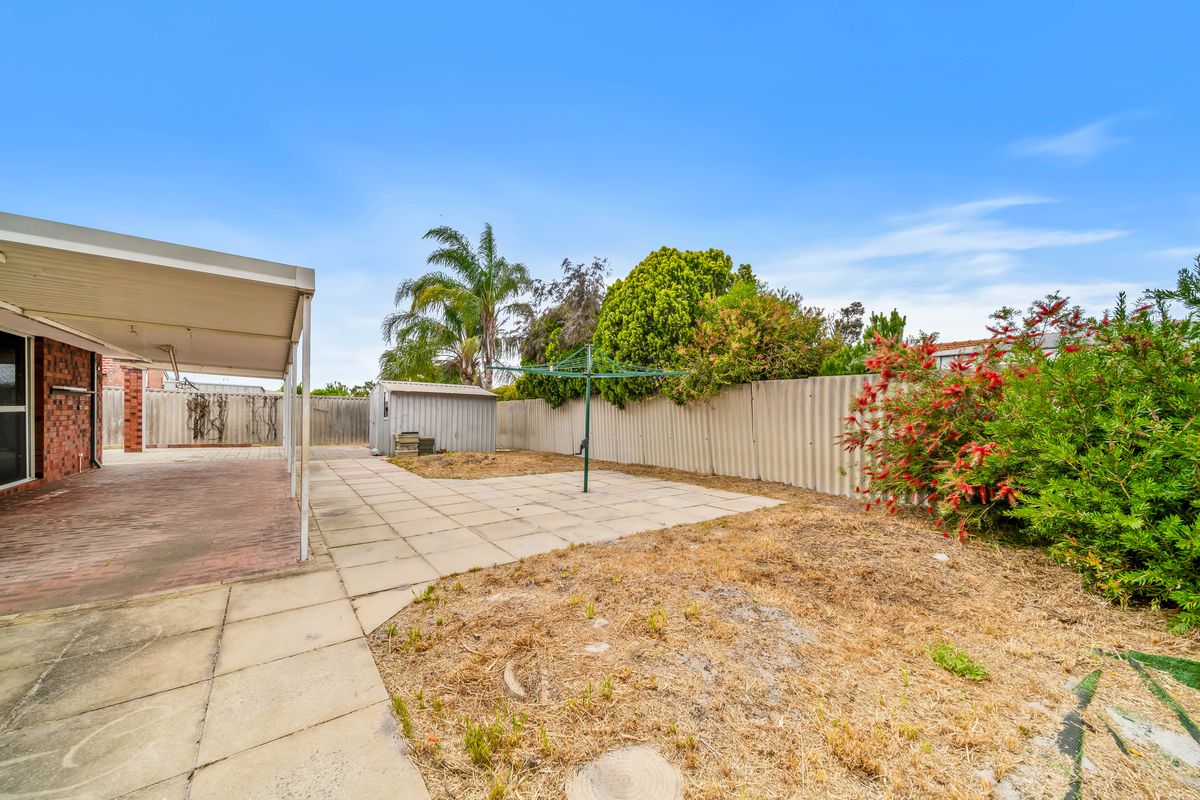 32 Narcissus Ave, Parkwood
