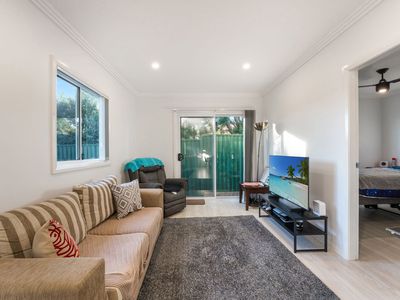 16 Dickens Road, Ambarvale