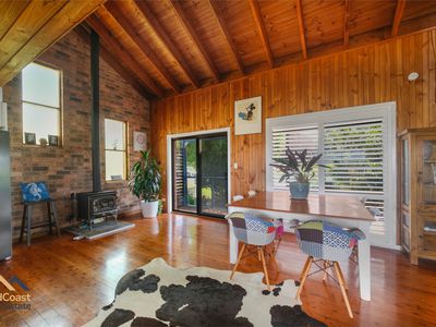 35 Hope Street, Red Head