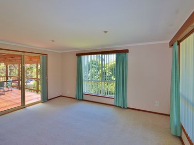 12 Blue Marlin Court, Eden