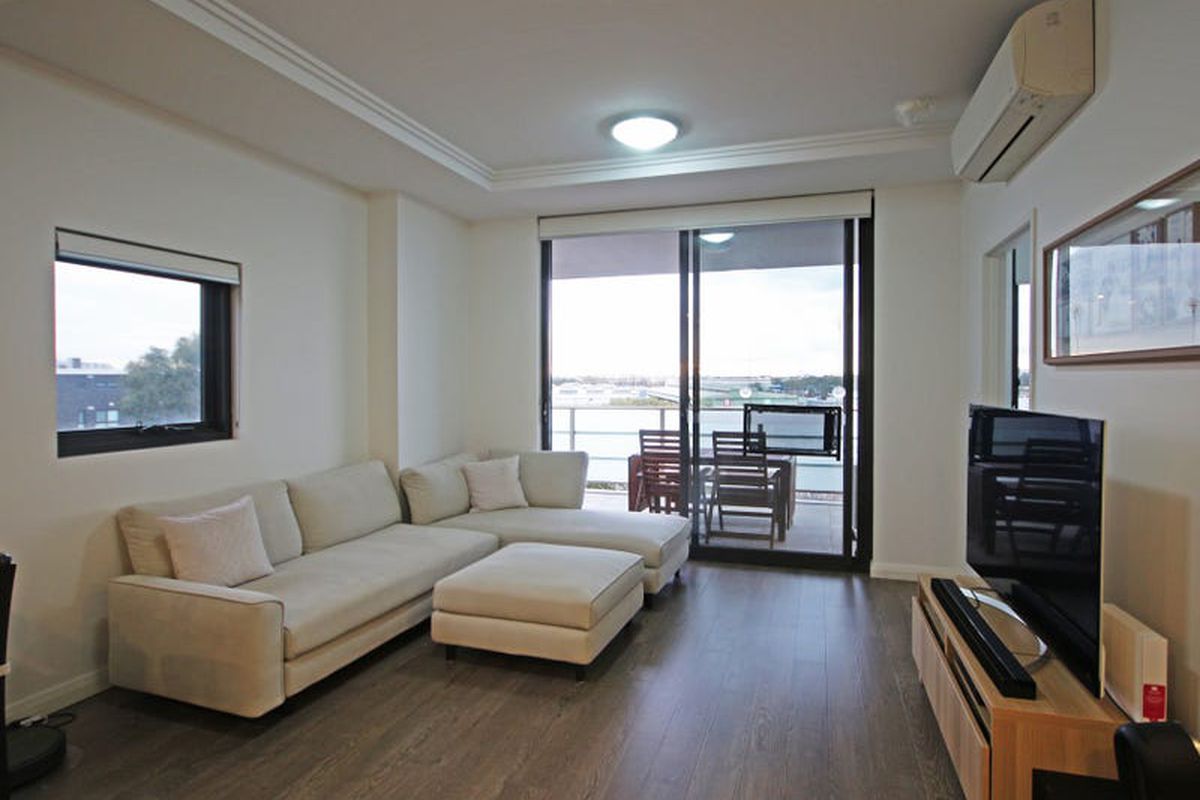 701 / 4-8 Smallwood Avenue, Homebush