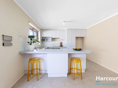 6 / 52-58 Conley Drive, Melba