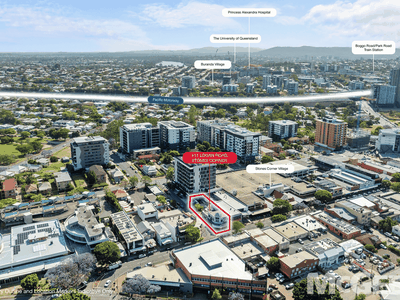 411 Logan Road, Stones Corner