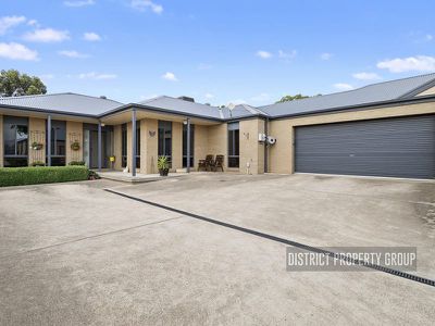 2 / 85 Cambridge Drive, Mansfield