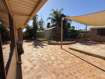 33 Salisbury Road, South Kalgoorlie