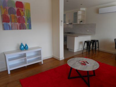 1 / 9 Moore Avenue, Clayton South