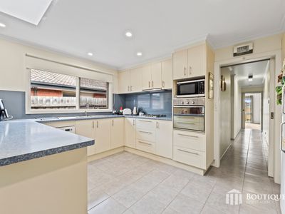 11 Paydon Court, Dandenong North
